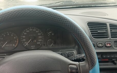 Mazda 323, 1996 год, 350 000 рублей, 7 фотография