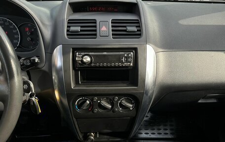 Suzuki SX4 II рестайлинг, 2008 год, 583 000 рублей, 11 фотография