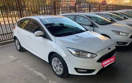 Ford Focus III, 2018 год, 900 000 рублей, 2 фотография
