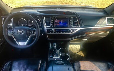 Toyota Highlander III, 2014 год, 2 880 000 рублей, 13 фотография