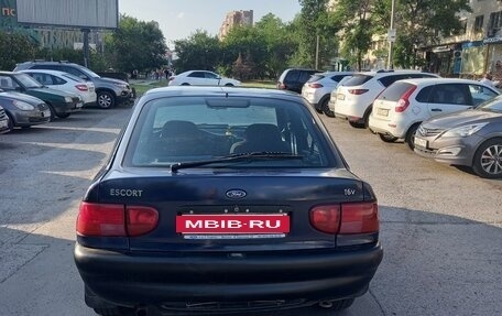 Ford Escort V, 1999 год, 180 000 рублей, 2 фотография