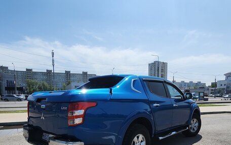 Mitsubishi L200 IV рестайлинг, 2015 год, 1 630 000 рублей, 6 фотография