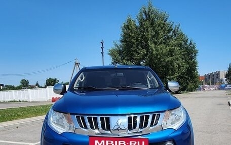 Mitsubishi L200 IV рестайлинг, 2015 год, 1 630 000 рублей, 3 фотография