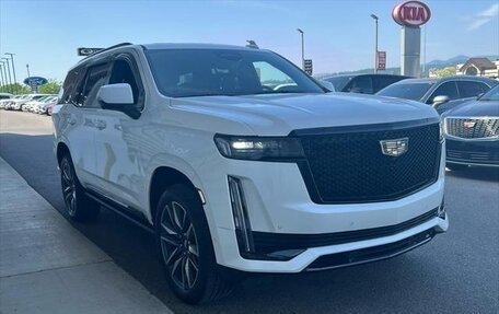 Cadillac Escalade V, 2022 год, 12 936 804 рублей, 1 фотография