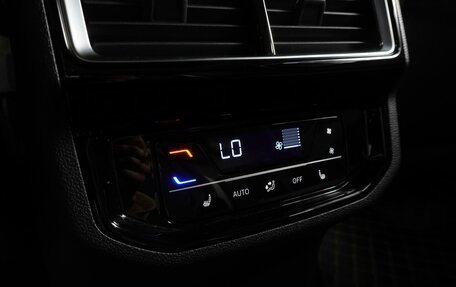 Volkswagen Teramont I, 2024 год, 5 145 000 рублей, 28 фотография