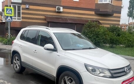 Volkswagen Tiguan I, 2013 год, 1 350 000 рублей, 2 фотография