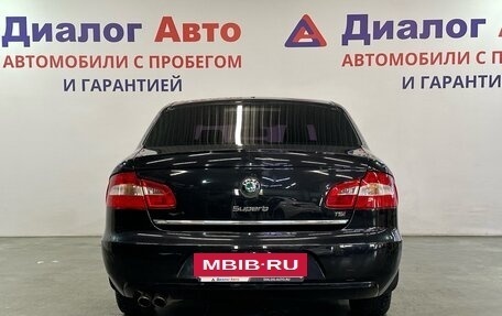 Skoda Superb III рестайлинг, 2012 год, 900 000 рублей, 4 фотография