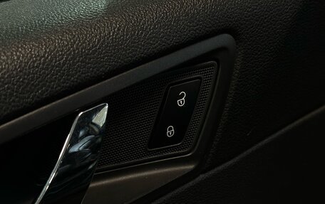 Skoda Superb III рестайлинг, 2012 год, 900 000 рублей, 15 фотография