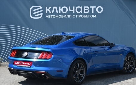 Ford Mustang VI рестайлинг, 2021 год, 3 470 000 рублей, 2 фотография