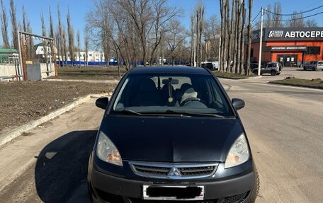 Mitsubishi Colt VI рестайлинг, 2005 год, 345 000 рублей, 2 фотография