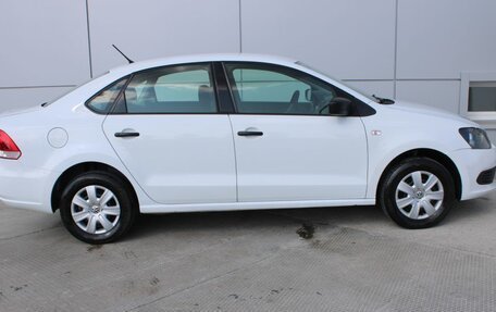 Volkswagen Polo VI (EU Market), 2015 год, 913 400 рублей, 5 фотография