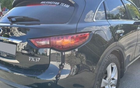 Infiniti FX II, 2010 год, 1 400 000 рублей, 4 фотография