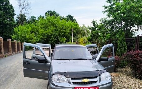 Chevrolet Niva I рестайлинг, 2012 год, 475 000 рублей, 5 фотография