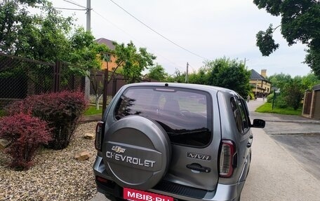 Chevrolet Niva I рестайлинг, 2012 год, 475 000 рублей, 3 фотография