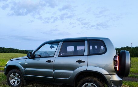 Chevrolet Niva I рестайлинг, 2012 год, 475 000 рублей, 23 фотография