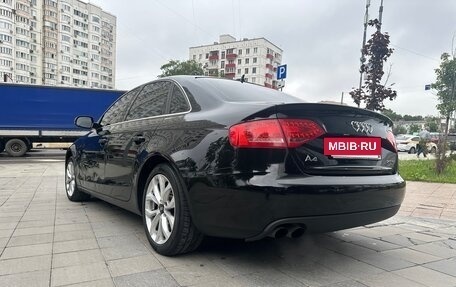 Audi A4, 2011 год, 1 215 000 рублей, 14 фотография