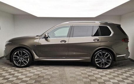 BMW X7, 2024 год, 18 000 000 рублей, 2 фотография