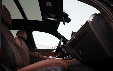 BMW X7, 2024 год, 18 000 000 рублей, 13 фотография