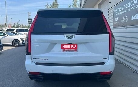 Cadillac Escalade V, 2022 год, 12 936 804 рублей, 9 фотография