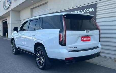 Cadillac Escalade V, 2022 год, 12 936 804 рублей, 4 фотография