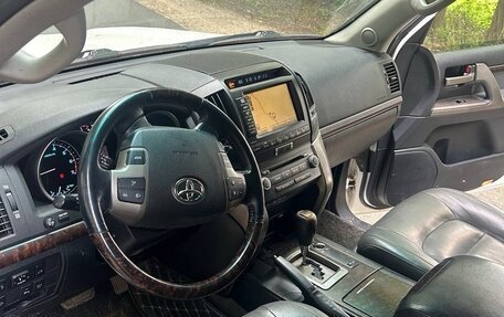 Toyota Land Cruiser 200, 2010 год, 3 501 000 рублей, 6 фотография