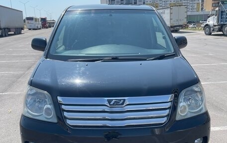 Toyota Noah III, 2006 год, 1 150 000 рублей, 10 фотография