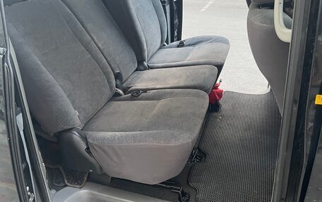 Toyota Noah III, 2006 год, 1 150 000 рублей, 17 фотография