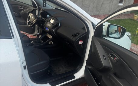 Hyundai ix35 I рестайлинг, 2014 год, 1 700 000 рублей, 7 фотография