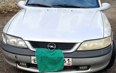 Opel Vectra B рестайлинг, 1998 год, 200 000 рублей, 3 фотография