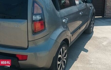 KIA Soul I рестайлинг, 2011 год, 930 000 рублей, 15 фотография