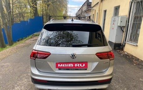 Volkswagen Tiguan II, 2019 год, 2 650 000 рублей, 4 фотография