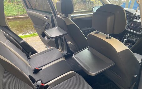 Volkswagen Tiguan II, 2019 год, 2 650 000 рублей, 20 фотография