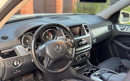 Mercedes-Benz M-Класс, 2014 год, 3 190 000 рублей, 23 фотография