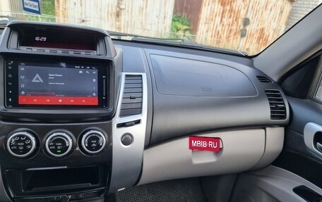 Mitsubishi Pajero Sport II рестайлинг, 2012 год, 1 680 000 рублей, 10 фотография