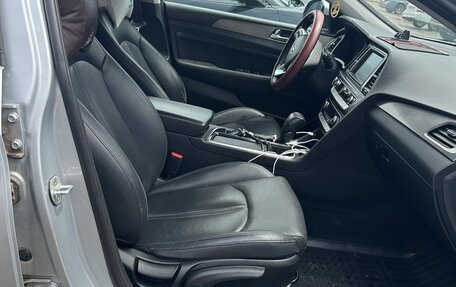 Hyundai Sonata VII, 2019 год, 1 940 000 рублей, 13 фотография
