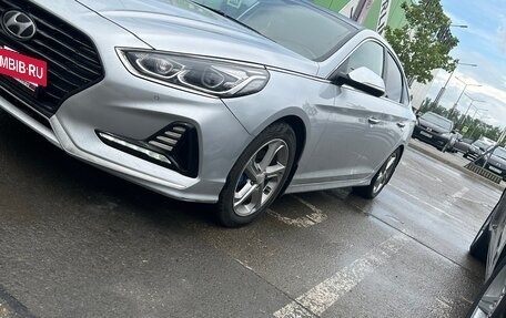 Hyundai Sonata VII, 2019 год, 1 940 000 рублей, 2 фотография