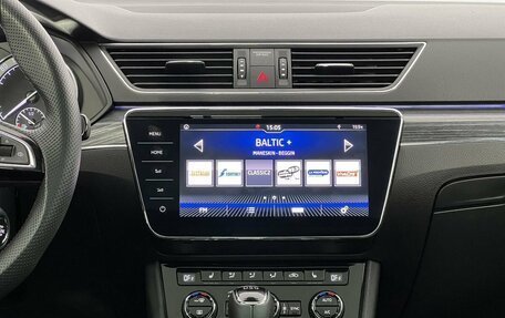 Skoda Superb III рестайлинг, 2019 год, 2 320 000 рублей, 15 фотография