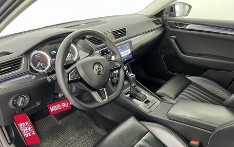 Skoda Superb III рестайлинг, 2019 год, 2 320 000 рублей, 17 фотография