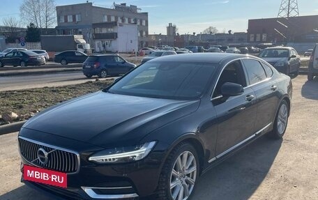 Volvo S90 II рестайлинг, 2017 год, 2 350 000 рублей, 2 фотография