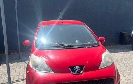 Peugeot 107 I рестайлинг, 2011 год, 550 000 рублей, 1 фотография
