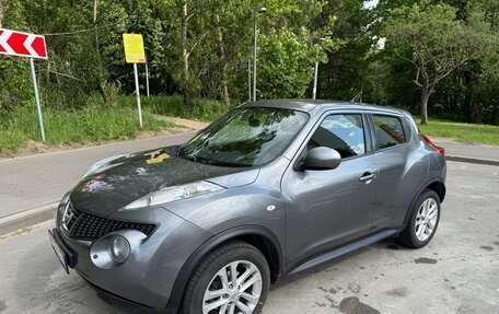 Nissan Juke II, 2013 год, 900 000 рублей, 8 фотография
