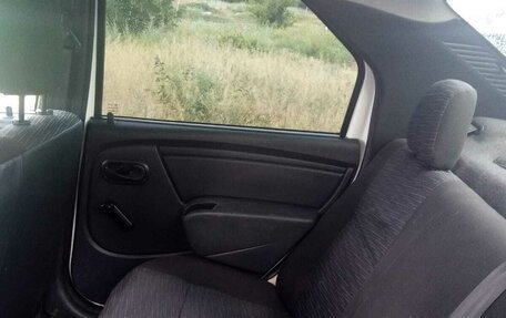 Renault Logan I, 2011 год, 370 000 рублей, 3 фотография