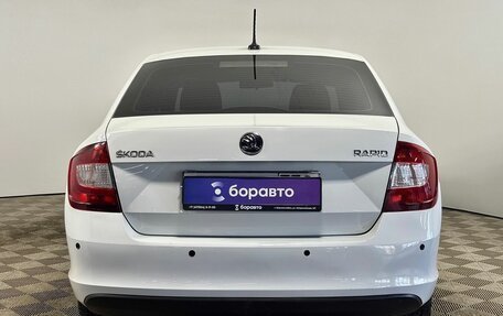 Skoda Rapid I, 2018 год, 920 000 рублей, 4 фотография