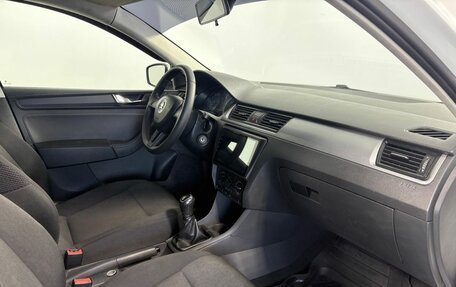 Skoda Rapid I, 2018 год, 920 000 рублей, 10 фотография