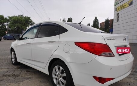 Hyundai Solaris II рестайлинг, 2016 год, 799 000 рублей, 4 фотография