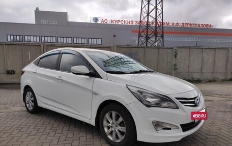Hyundai Solaris II рестайлинг, 2016 год, 799 000 рублей, 2 фотография