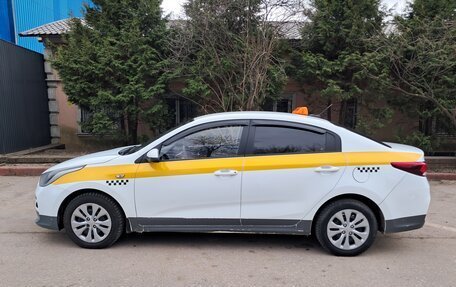 KIA Rio IV, 2019 год, 890 000 рублей, 2 фотография
