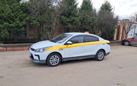 KIA Rio IV, 2019 год, 890 000 рублей, 8 фотография