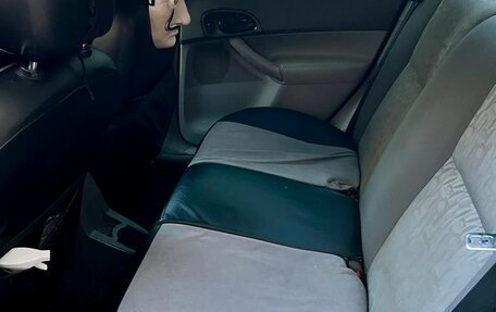 Ford Focus IV, 2004 год, 230 000 рублей, 10 фотография
