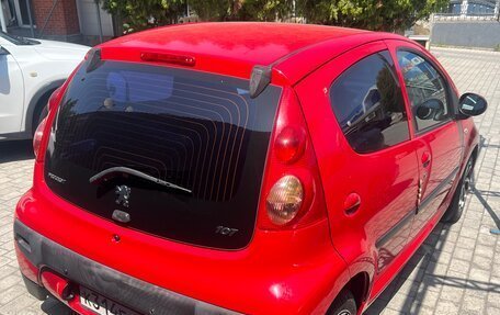 Peugeot 107 I рестайлинг, 2011 год, 550 000 рублей, 3 фотография